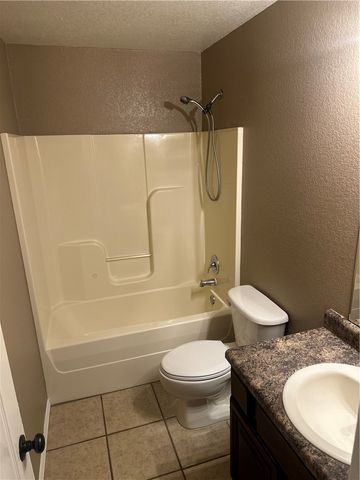 2358 Linden Circle, Springdale, AR 72764