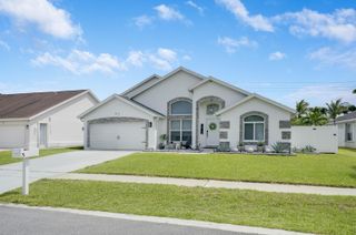 3 Meadows Park Lane, Boynton Beach, FL 33436