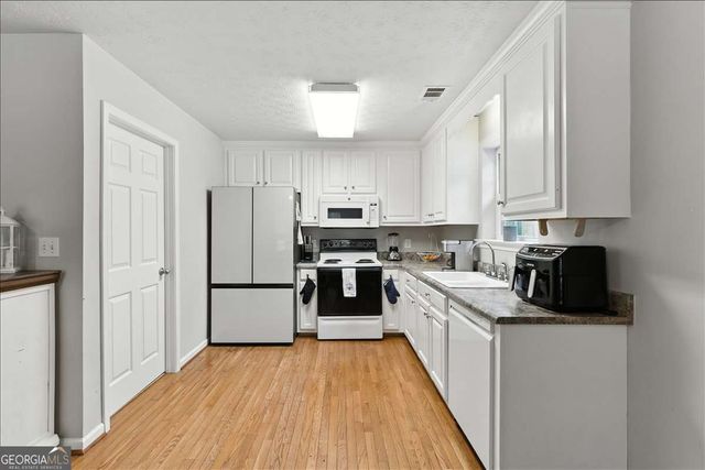 129 Miller Farm Road, Taylorsville, GA 30178