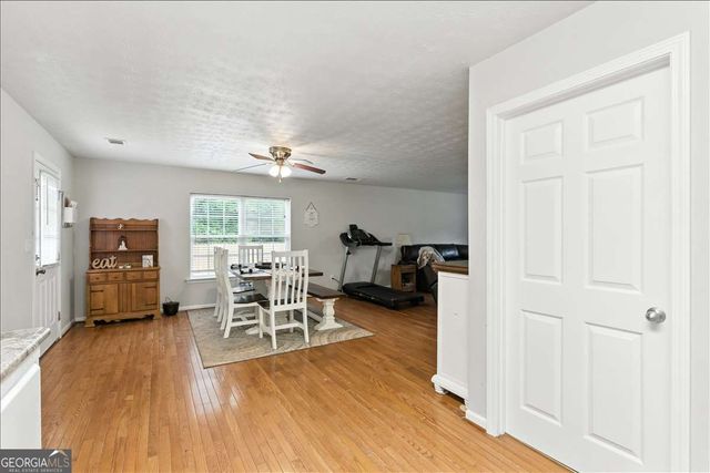 129 Miller Farm Road, Taylorsville, GA 30178