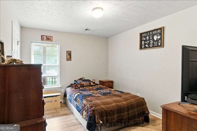 129 Miller Farm Road, Taylorsville, GA 30178