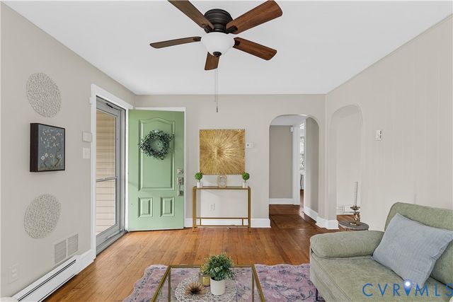 2 W Sedgwick St, Sandston, VA 23150