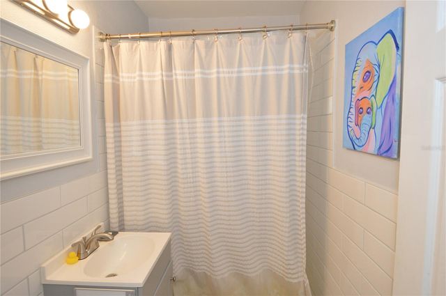 2852 60TH AVENUE N, St Petersburg, FL 33714