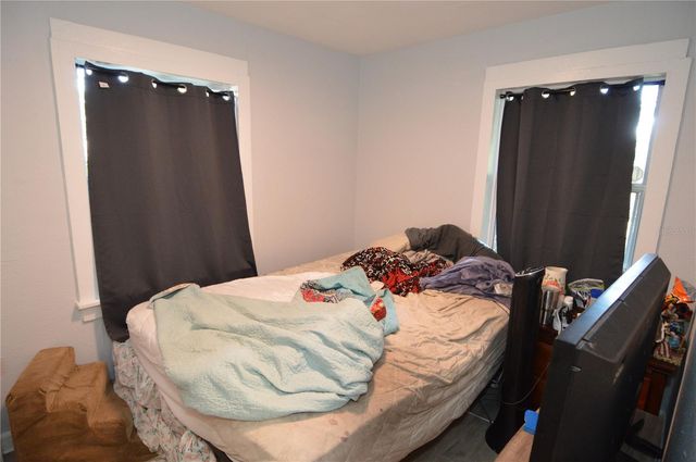 2852 60TH AVENUE N, St Petersburg, FL 33714