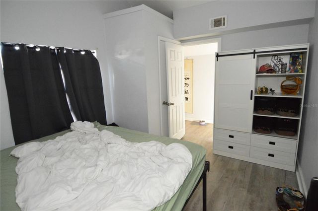 2852 60TH AVENUE N, St Petersburg, FL 33714