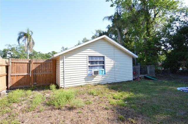 2852 60TH AVENUE N, St Petersburg, FL 33714