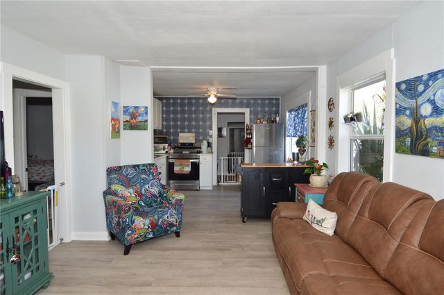 2852 60TH AVENUE N, St Petersburg, FL 33714