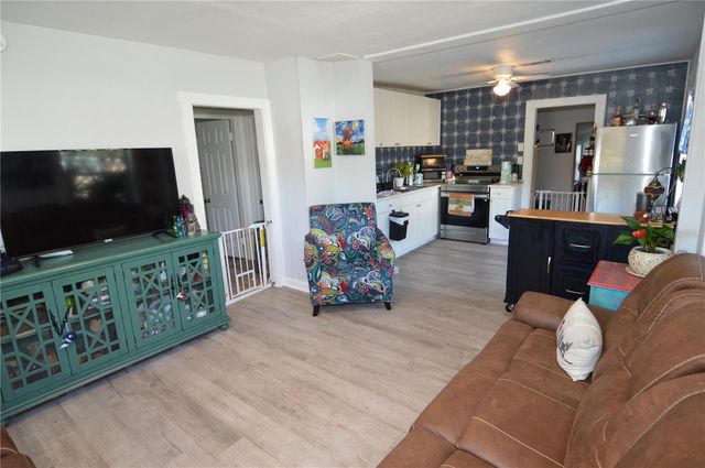 2852 60TH AVENUE N, St Petersburg, FL 33714