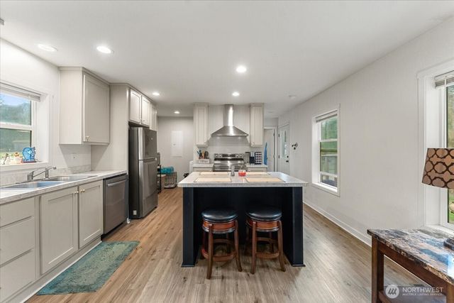 41657 Mountain View Lane, Concrete, WA 98237