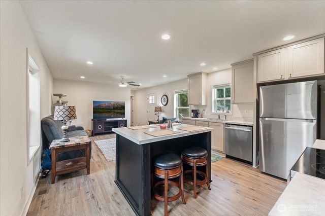 41657 Mountain View Lane, Concrete, WA 98237