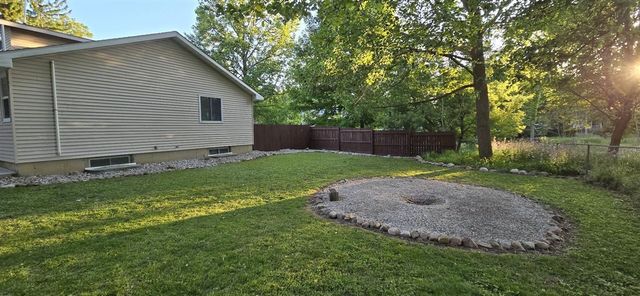 211 Forest Street, Marshall, MI 49068