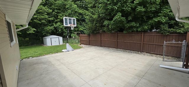 211 Forest Street, Marshall, MI 49068