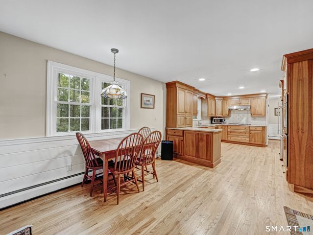 15 Birch Knoll Road, Canton, CT 06019