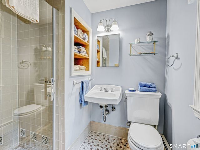 15 Birch Knoll Road, Canton, CT 06019