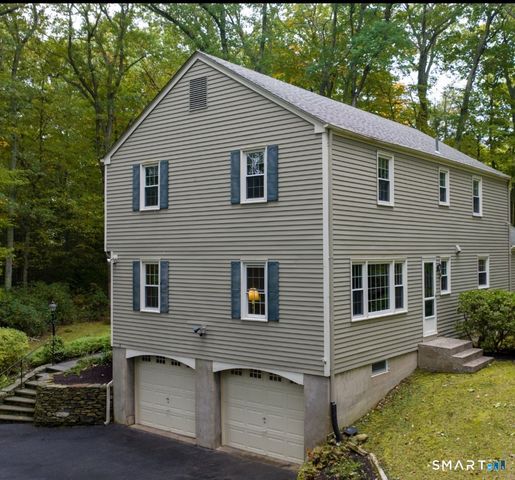 15 Birch Knoll Road, Canton, CT 06019