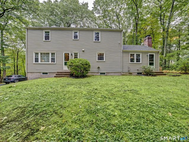 15 Birch Knoll Road, Canton, CT 06019