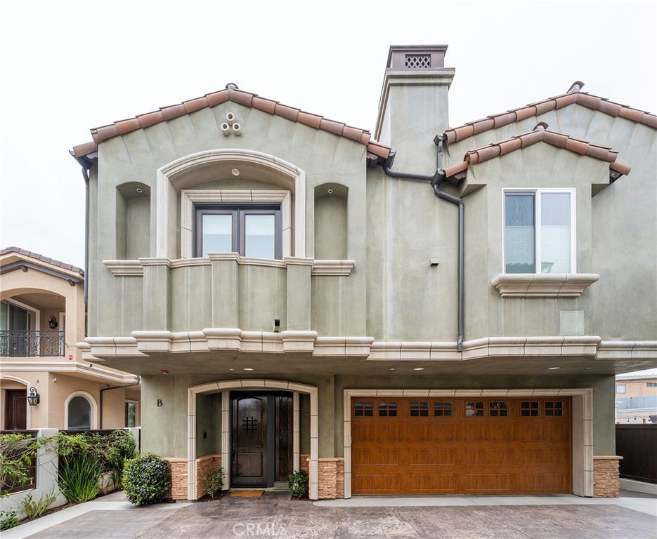 2224 Gates Avenue B, Redondo Beach, CA 90278