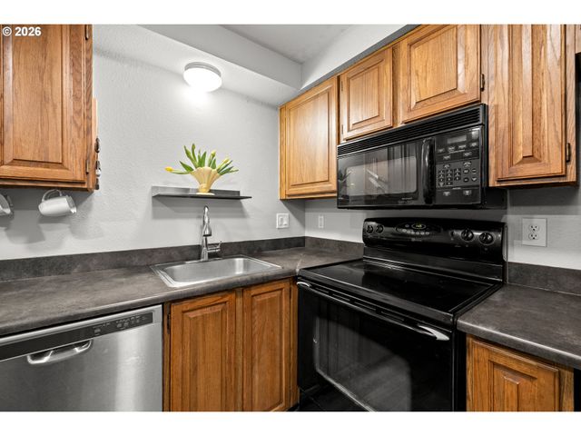 5563 Sw MULTNOMAH Blvd, Portland, OR 97219