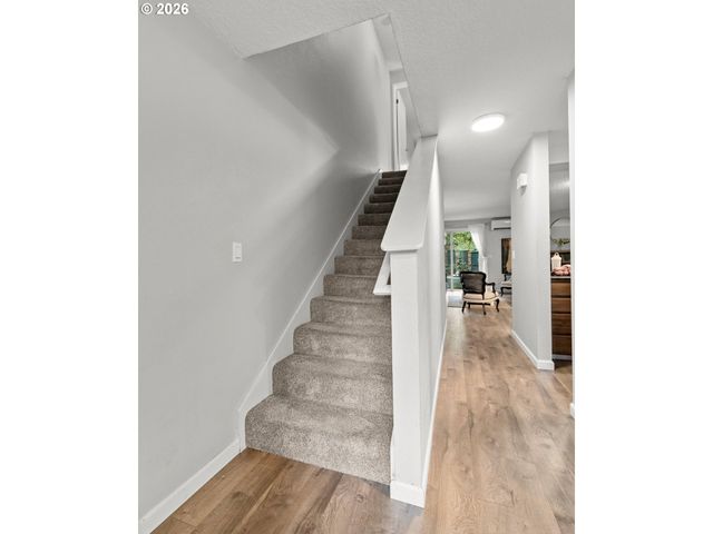 5563 Sw MULTNOMAH Blvd, Portland, OR 97219