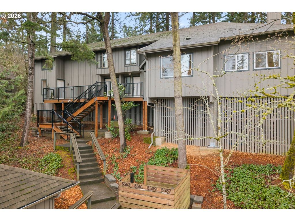 5563 Sw MULTNOMAH Blvd, Portland, OR 97219