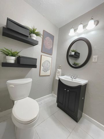 670 Cherokee Avenue, Saint Paul, MN 55107