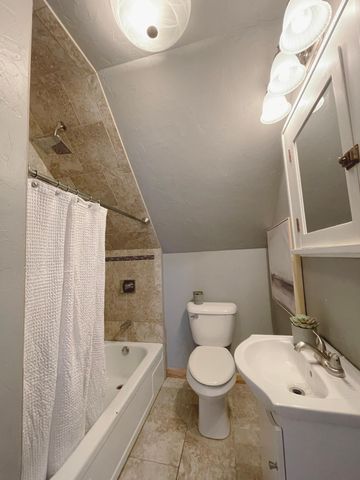 670 Cherokee Avenue, Saint Paul, MN 55107