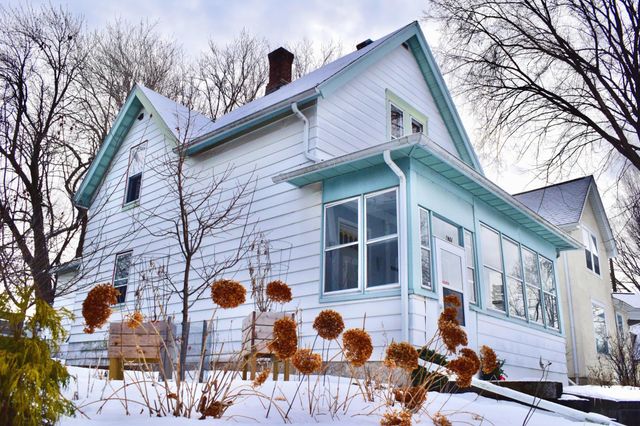 670 Cherokee Avenue, Saint Paul, MN 55107