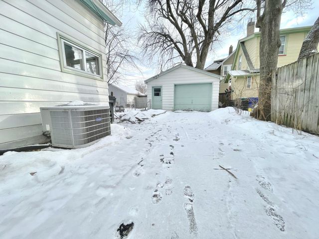 670 Cherokee Avenue, Saint Paul, MN 55107