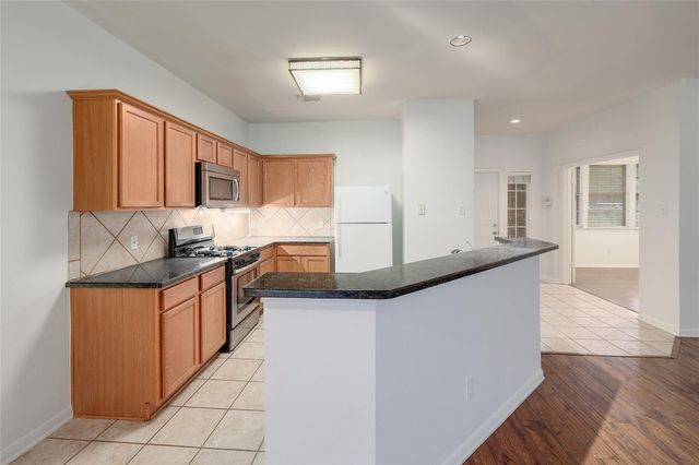 6036 Mesa Verde CIR, Austin, TX 78749