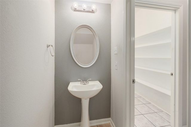 6036 Mesa Verde CIR, Austin, TX 78749