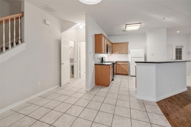 6036 Mesa Verde CIR, Austin, TX 78749