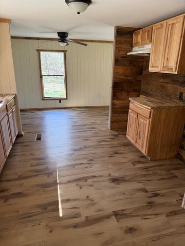 3086 E Old Hwy 64e, Hayesville, NC 28904