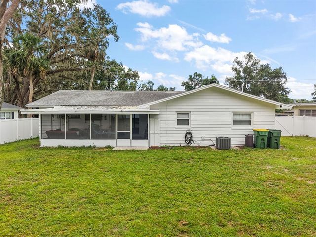 1417 PARK DRIVE, Leesburg, FL 34748