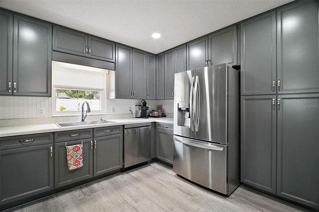1417 PARK DRIVE, Leesburg, FL 34748