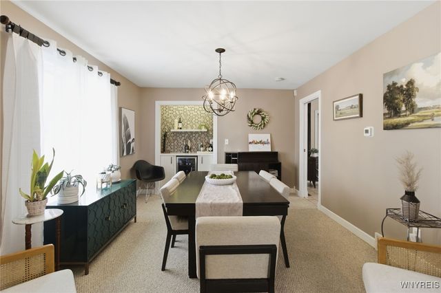 8140 Salt Road, Clarence, NY 14032