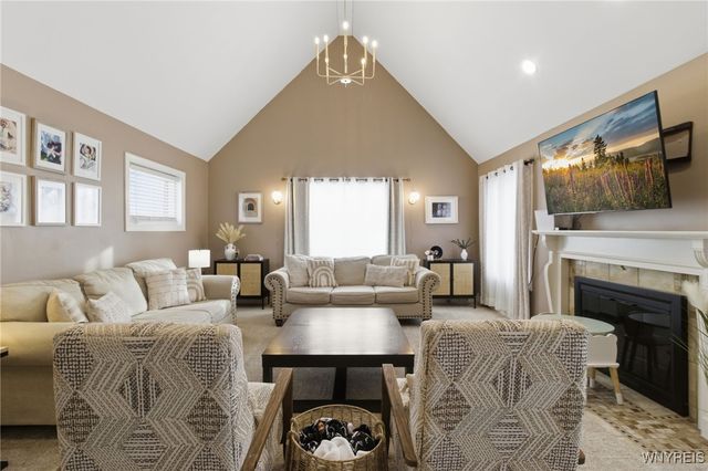 8140 Salt Road, Clarence, NY 14032