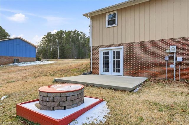 278 Beech Drive, Lexington, NC 27292