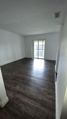 9924 SWEEPSTAKES LANE 8, Orlando, FL 32837