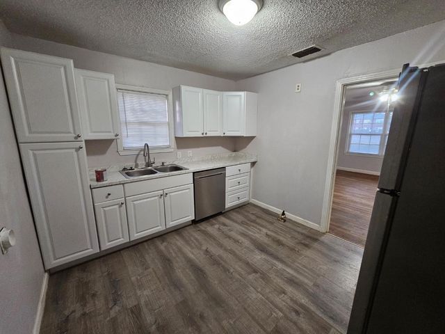 2011 35th Street, Lubbock, TX 79412