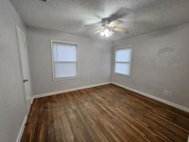 2011 35th Street, Lubbock, TX 79412