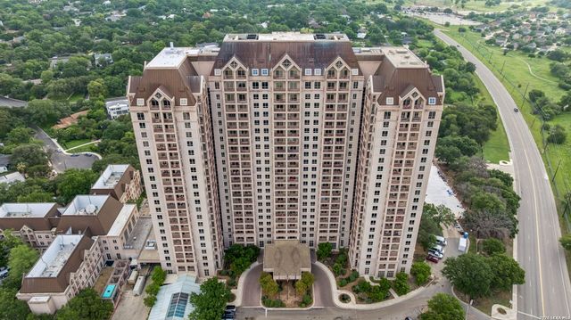1 Towers Park Ln Apt 1202, San Antonio, TX 78209