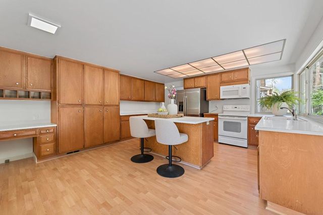 880 Russet Drive, Sunnyvale, CA 94087