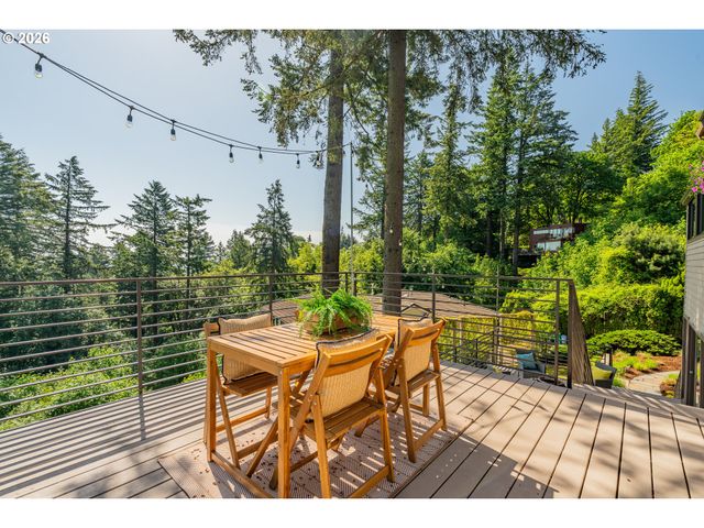 3046 Sw FAIRMOUNT Blvd, Portland, OR 97239