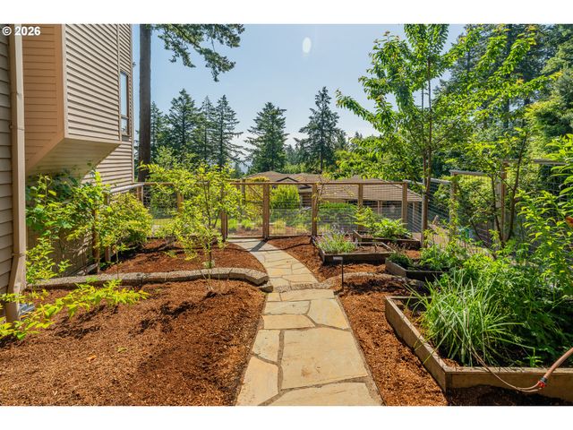 3046 Sw FAIRMOUNT Blvd, Portland, OR 97239