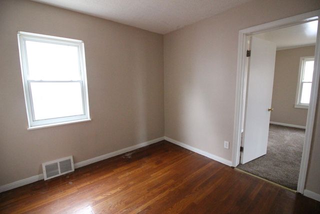 15881 Lennane Street, Redford, MI 48239