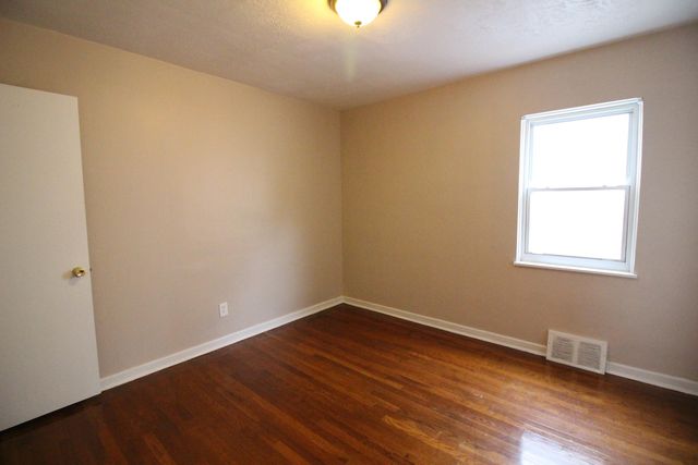 15881 Lennane Street, Redford, MI 48239