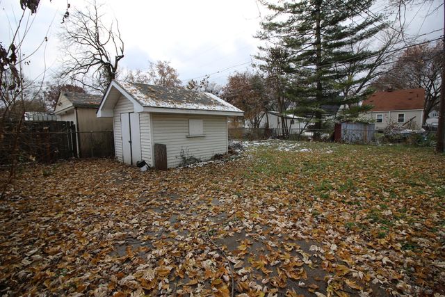 15881 Lennane Street, Redford, MI 48239