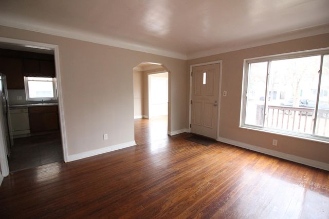 15881 Lennane Street, Redford, MI 48239