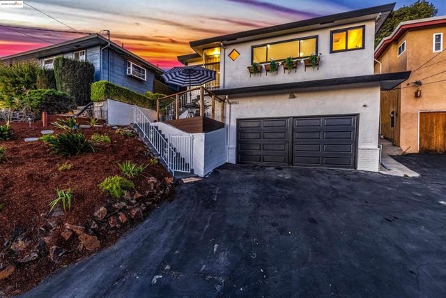 7756 Sunkist Dr, Oakland, CA 94605