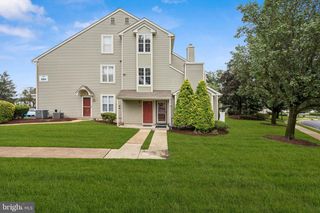 205-A PERTWOOD CT, Mount Laurel, NJ 08054